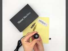 मजबूत पावर कोरलेस मोटर के साथ पोर्टेबल डीसी पावर सप्लाई टैटू मशीन